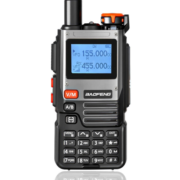 Baofeng UV-K61 háromsávos rádió (AIR / VHF / UHF), USB-C – fekete